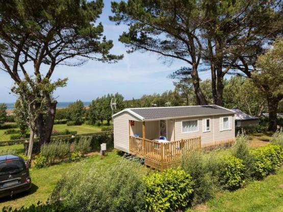 Mobil Home Standard 32m² (3 chambres) + terrasse intégrée + TV