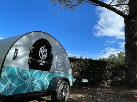 COSY NATURE - lit double, kitchenette, salon de jardin -