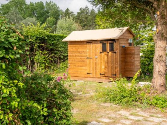 Emplacement Premium avec WC, douche et cuisine