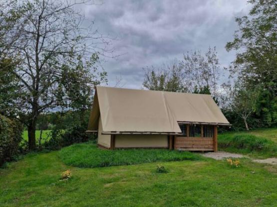 TREKKING/CYCLING TENT