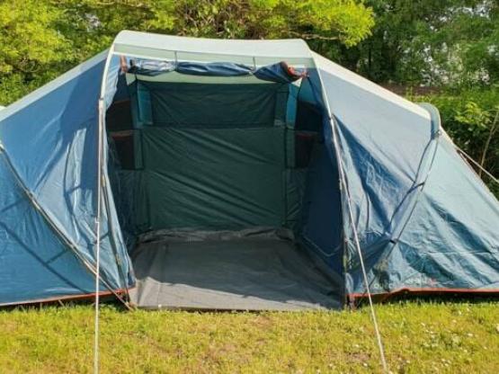 Campingfertiges Zelt