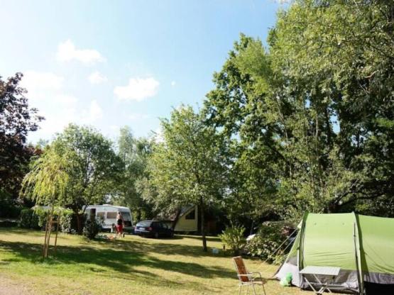emplacement partagé cyclo, rando (sans voiture)