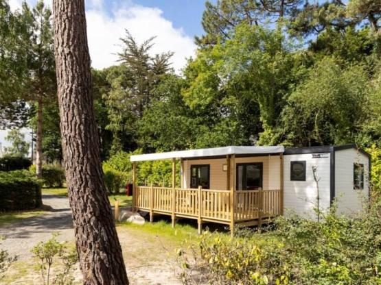 Mobil-home Premium 40m² (2 chambres) + Terrasse + TV