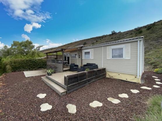 Stacaravan Luxe 40 m² (4p-2 slaapkamers),airconditioning, TV, vaatwasser, plancha, Nespresso