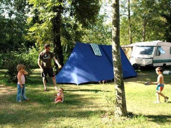 Stellplatz : Zelt + fahrrad