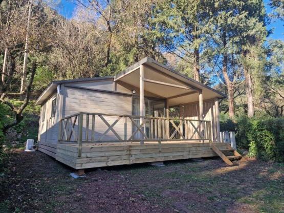 Chalet Confort Mimosa (2 ch -5 pers max) 28 m² + terrasse + local rangement