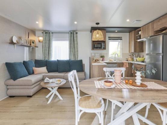 ***NOUVEAUTE 2025*** WEIGELA - 33,10 m² - 2 chambres climatisé avec terrasse couverte - N°20