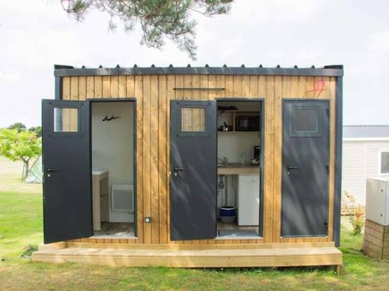 Emplacement Privilège avec sanitaires privatifs