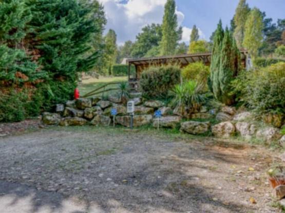 Emplacement nu avec électricité