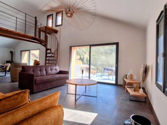 Cottage with Jacuzzi