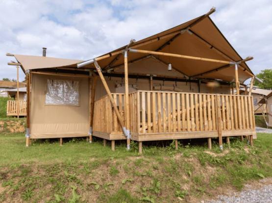 Dreamer 49 Glamping Lodge