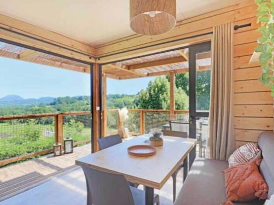 Cottage Premium Lake view 2 bedrooms