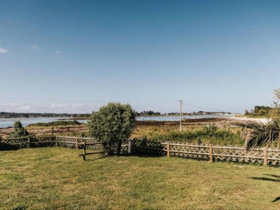 Sea view Pitch + 1 vehicle