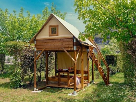 Bivouac Tent + 1 bedroom 6M2 + terrace and fridge