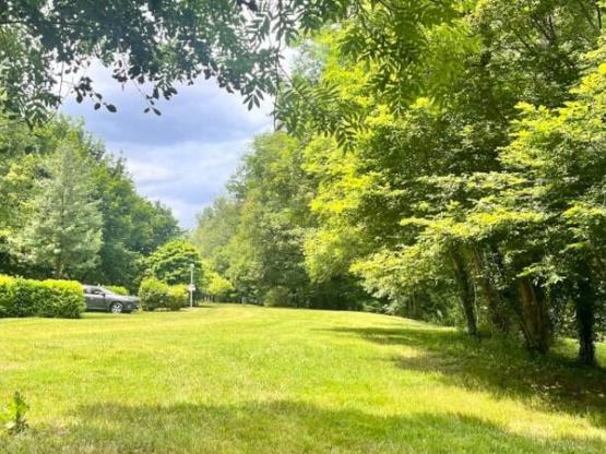 EMPLACEMENTS PROCHE RIVIERE avec electricité