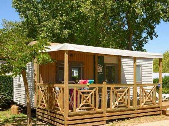 Mobil-home Confort 29m² (2ch-4pers) + terrasse + TV + LV + Clim