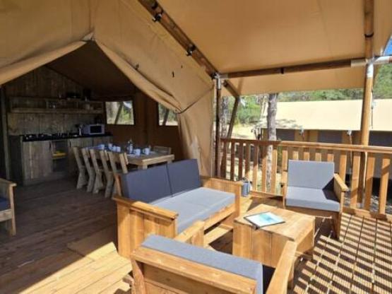 Tente Lodge spacieuse - 2 chambres  - 35 m² + 16m² de terrasse privée