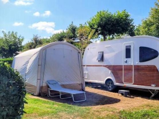 Emplacement CONFORT avec Cabine privative PRIVILEGE