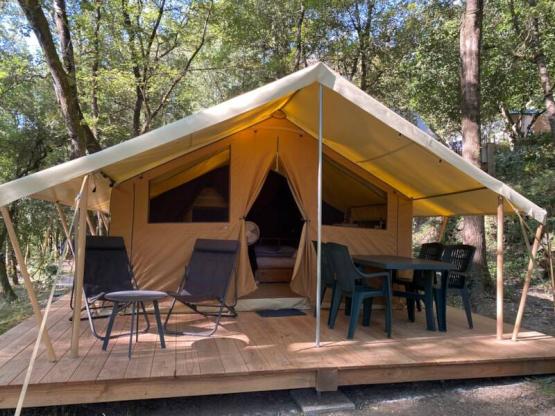Cabanon Toilé sans salle de bain