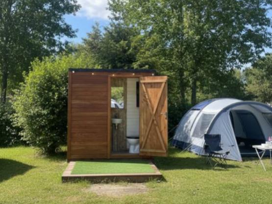 Emplacement Premium avec sanitaire individuel