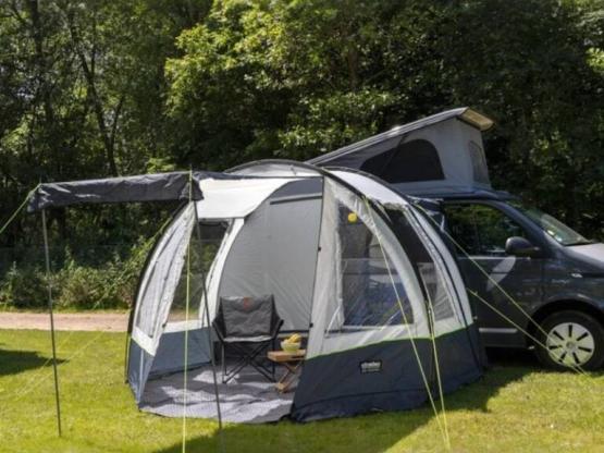 Forfait 2 personnes + emplacement tente + VL / van (véhicule aménagé)