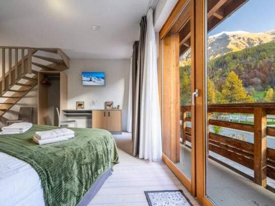 Chambre quadruple duplex