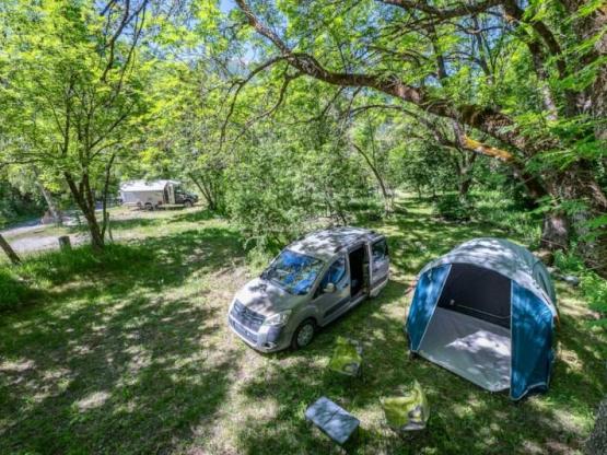 Forfait 2 personnes + emplacement tente + véhicule