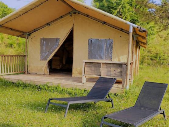 Tente lodge safari