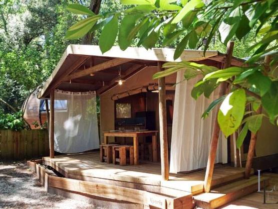ECOLODGE coton et bois + douche extérieure - Liparis