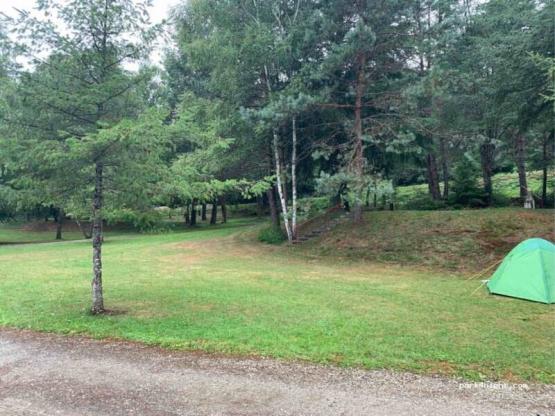 Frofait camping (1 emplacement, 1 véhicule, 2 personnes)