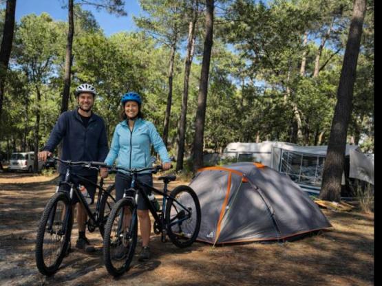 Emplacement cycliste (forfait 2 personnes + 1 tente + 1 vélo) sans électricité-EXCLUSVITE WEB