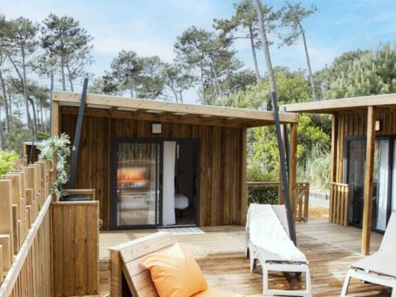NEW// Homeflower Premium 20m² - 1 chambre + Clim + terrasse semi-couverte + TV + draps+serviettes