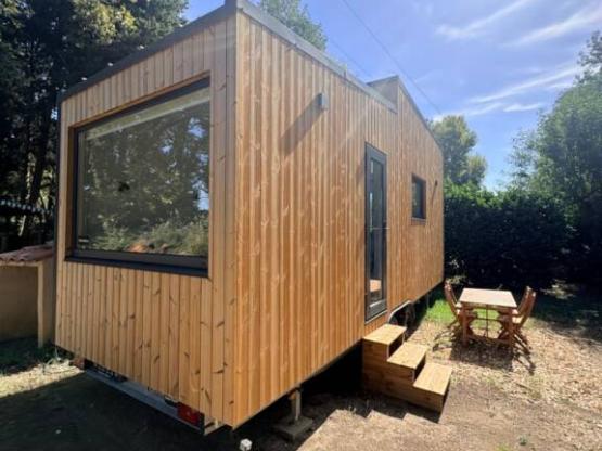 TINY HOUSE " petite maisonette "