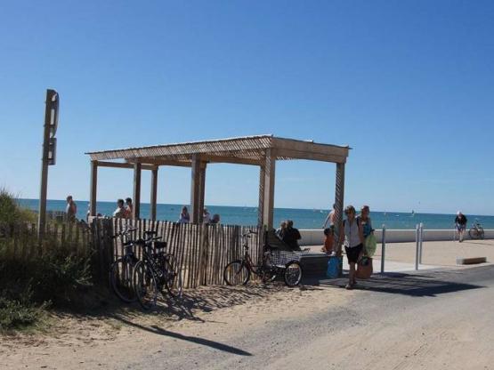 MALAGA Mobil home 2 chambres - terrasse couverte