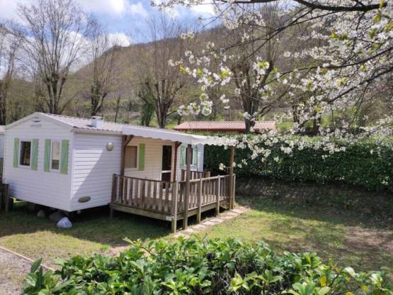 Mobil-home 4/6 Confort 27 m² Terrasse semi-couverte 15 m²