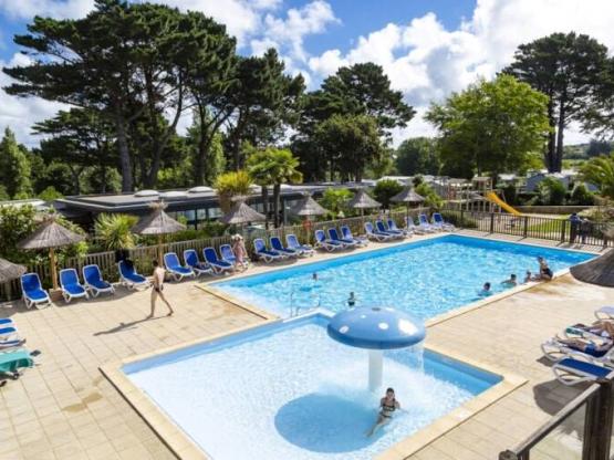 Mobil Home Standard 32m² (3 chambres) + terrasse intégrée + TV