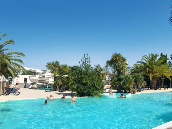 Mobil home TV 2 chambres +  Terrasse (8 à 12 ans)