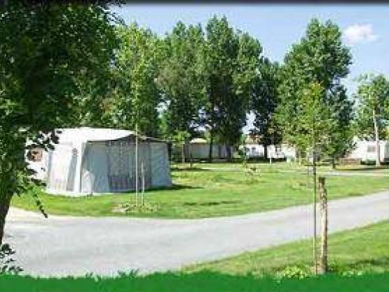 Emplacement + 1 véhicule