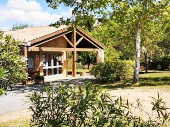 Camping package (pitch + 1 vehicle)