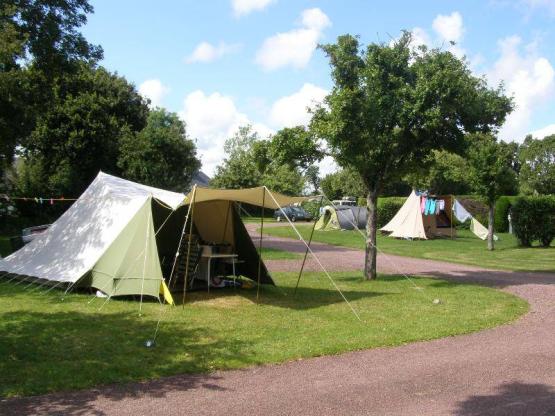 Campingplatz NATURE 90 / 100m² -