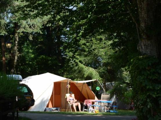 Emplacement Confort 80m² - 10A