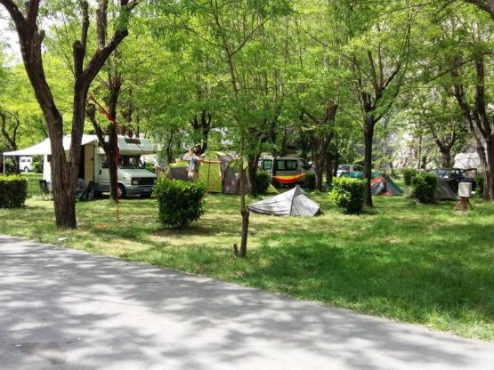 FORFAIT 2 PERSONNES + véhicule avec tente ou caravane SANS ELEC