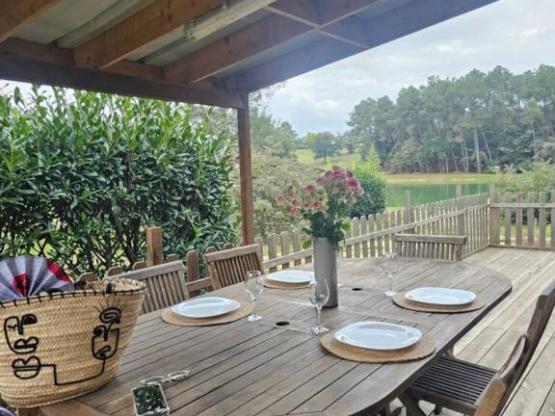 Chalet 1/5pers vue étang.