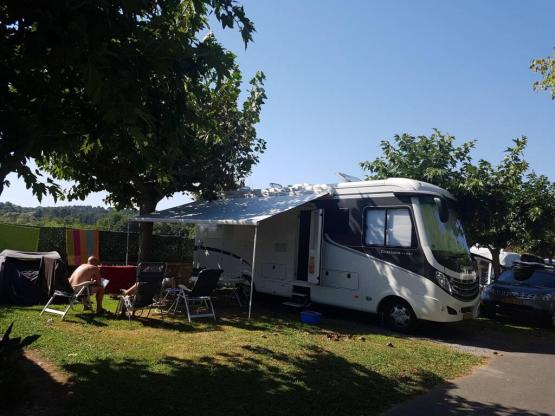 Pitch GRAND CONFORT with electricity 10A + Water point