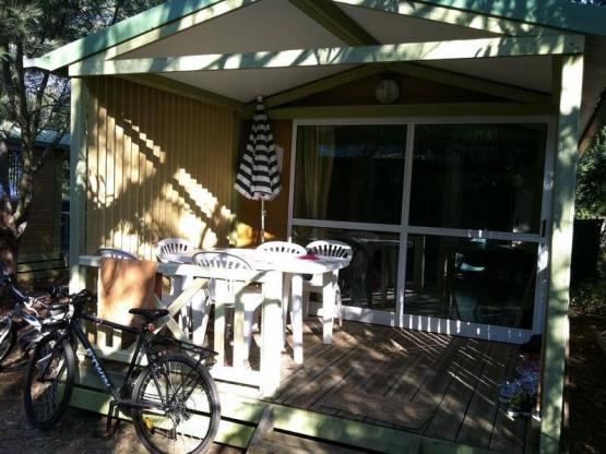 Chalet l'Argentière - überdachte Terrasse