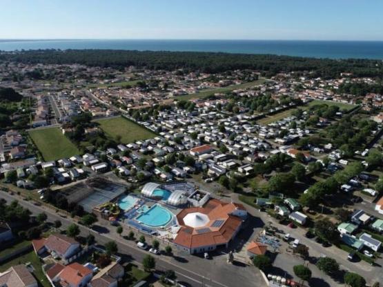 C- Mobil-home Hélios - PMR -  2 chambres  32m² avec terrasse couverte