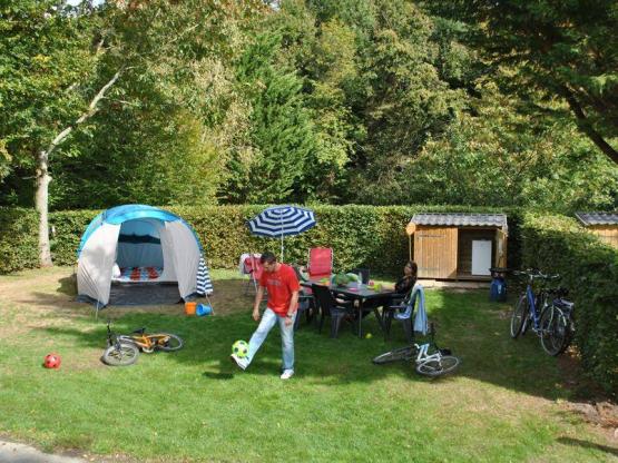 EMPLACEMENT PREMIUM POUR TENTE - Elect. 16A