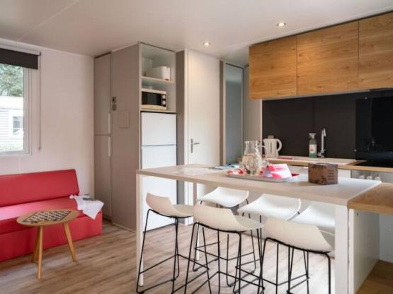 MOBIL-HOME 12 pers - 6 chambres - 2 salles de bain - RIVIERA FAMILY - 33 + 33m²