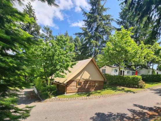 Emplacement + Tente ou Caravane ou Camping car