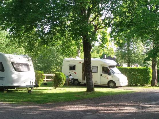 Emplacement : tente, caravane, camping-car